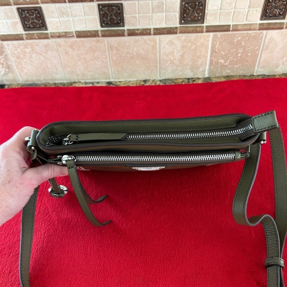 BRIGHTON PRETTY TOUGH JORDYN CROSS BODY ORGANIZER OLIVE NWT REGISTRATION CARD - Picture 10 of 12